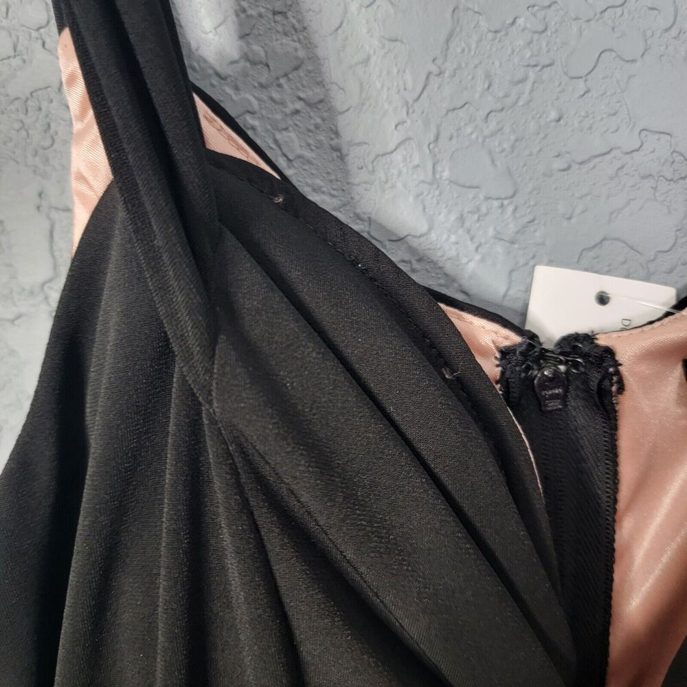 City Triangle Sz 11 Black Gown Pale Pink Pop of Color Stretchy Off Shoulder - Picture 7 of 16